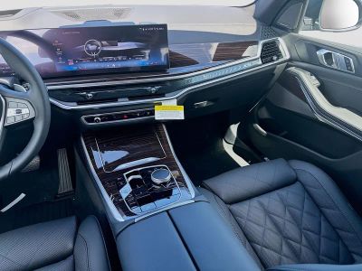 2026 BMW X5 — photo 18 view