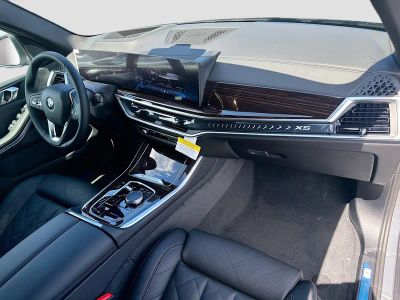 2026 BMW X5 — photo 24 view