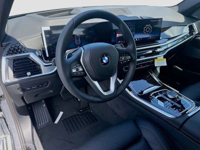 2026 BMW X5 — photo 7 view