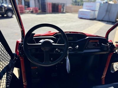 2026 Honda Pioneer 520 - Photo 4