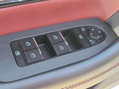2026 Mazda CX-70 — photo 22 view