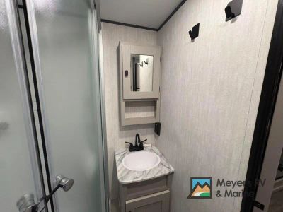 2024 Coachmen RV Apex Ultra-Lite - Photo 24