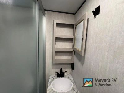 2024 Coachmen RV Apex Ultra-Lite - Photo 25