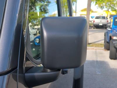 2026 Jeep Gladiator — photo 12 view