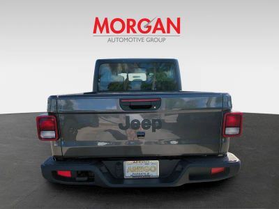 2026 Jeep Gladiator — engine compartment view