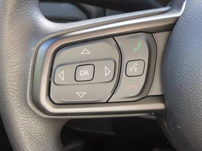 2026 Jeep Gladiator — photo 26 view