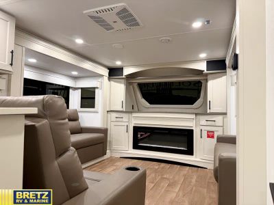 2026 Grand Design Solitude - Photo 15