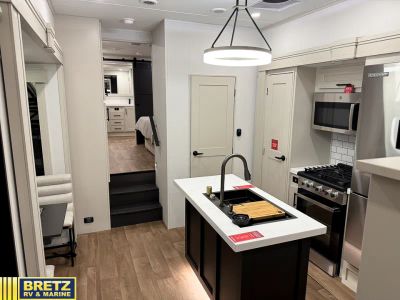 2026 Grand Design Solitude - Photo 3