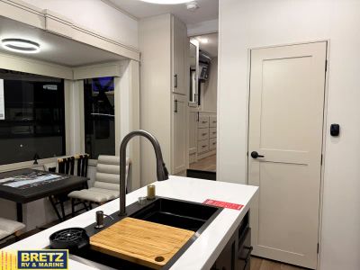 2026 Grand Design Solitude - Photo 4