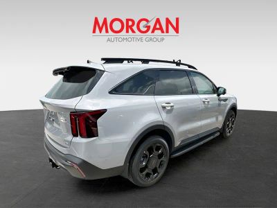 2025 Kia Sorento — photo 8 view