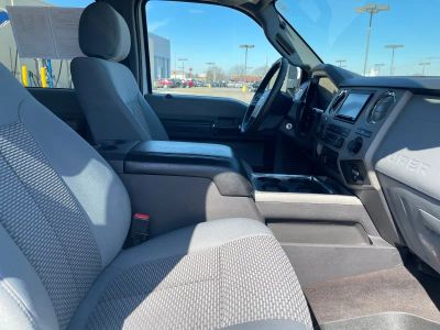 2016 Ford Super Duty F-350 SRW — photo 15 view