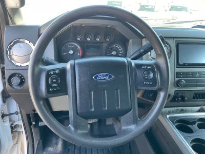 2016 Ford Super Duty F-350 SRW — photo 19 view
