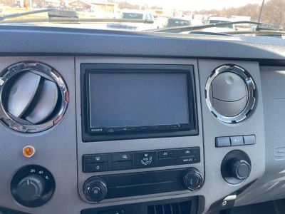 2016 Ford Super Duty F-350 SRW — photo 11 view