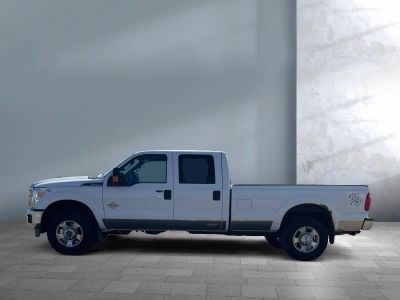 2016 Ford Super Duty F-350 SRW — rear three-quarter view