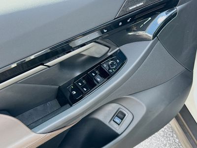 2026 BMW 5 Series — photo 23 view