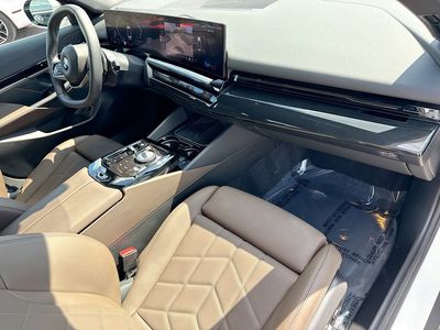 2026 BMW 5 Series — photo 14 view