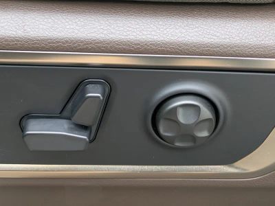 2026 Ram 1500 — photo 17 view