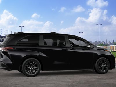 2026 Toyota Sienna — photo 13 view