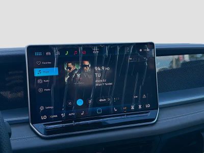 2026 Volkswagen Tiguan — photo 12 view