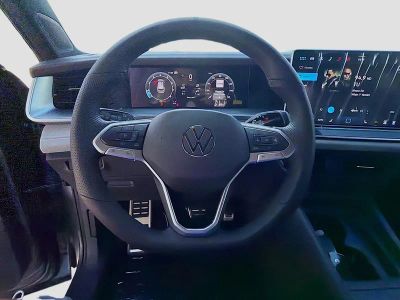 2026 Volkswagen Tiguan — photo 10 view