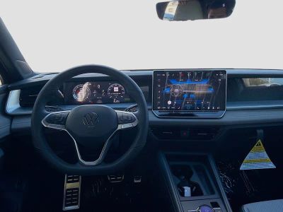 2026 Volkswagen Tiguan — photo 17 view