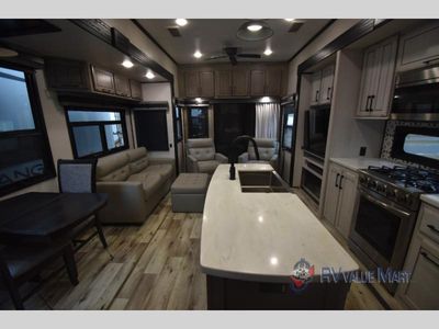 2023 KZ Durango Gold - Photo 15