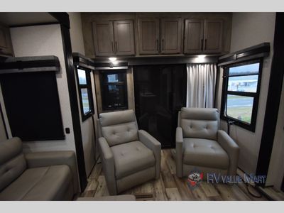 2023 KZ Durango Gold - Photo 11