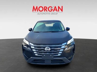 2024 Nissan Rogue — detail view