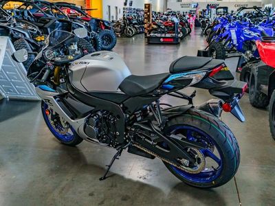 2026 Suzuki GSX-R750 - Photo 5