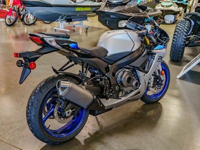 2026 Suzuki GSX-R750 - Photo 4
