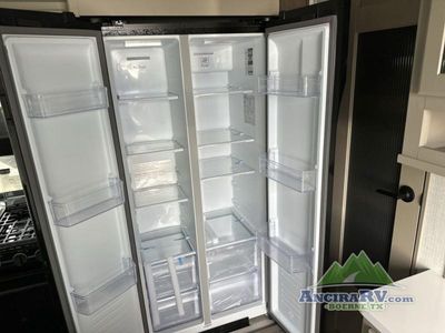 2025 Keystone RV Cougar - Photo 15