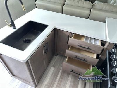 2025 Keystone RV Cougar - Photo 13