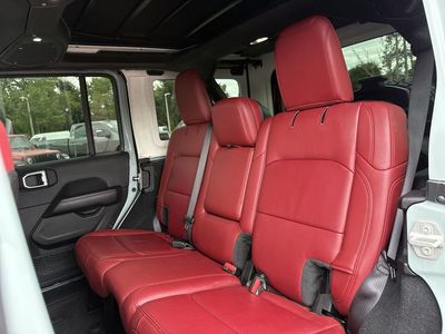 2024 Jeep Wrangler - Photo 23