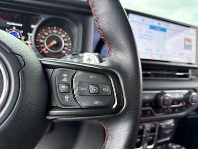 2024 Jeep Wrangler - Photo 14