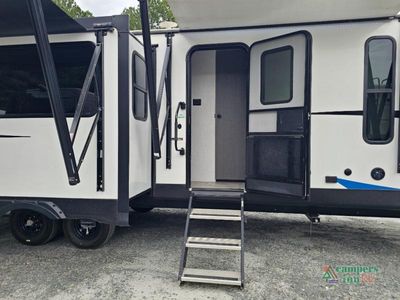 2023 Forest River RV Salem - Photo 6