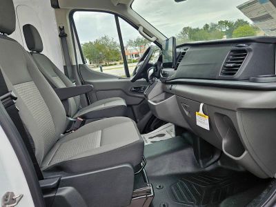 2026 Ford Transit-250 — photo 33 view