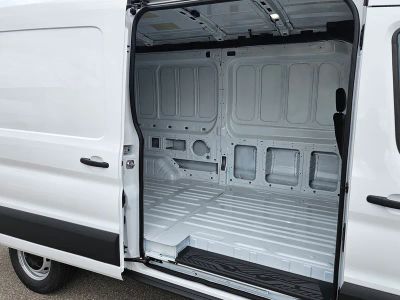 2026 Ford Transit-250 — photo 28 view
