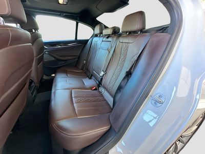 2023 BMW 5 Series - Photo 25