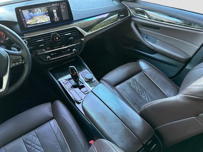 2023 BMW 5 Series - Photo 24