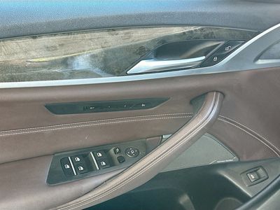 2023 BMW 5 Series - Photo 17