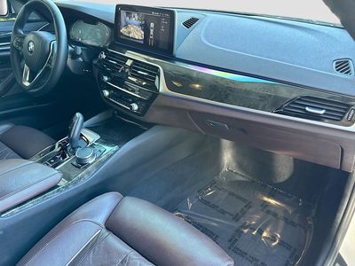 2023 BMW 5 Series - Photo 30