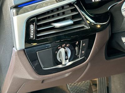 2023 BMW 5 Series - Photo 9