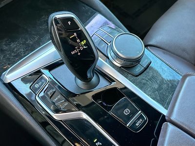 2023 BMW 5 Series - Photo 16
