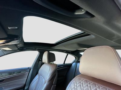 2023 BMW 5 Series - Photo 22