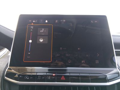 2022 Jeep Compass - Photo 18