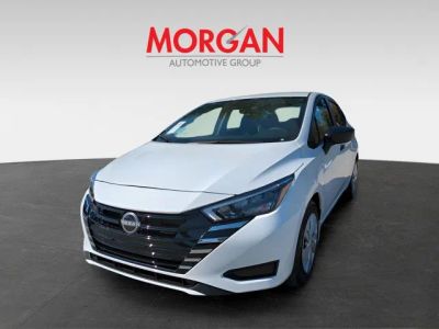 2025 Nissan Versa — photo 8 view