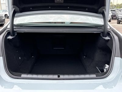 2026 BMW 7 Series - Photo 12