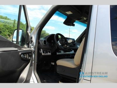 2026 Airstream Interstate - Photo 7