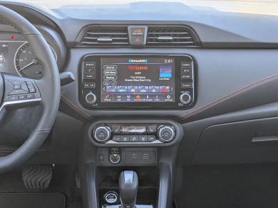 2025 Nissan Versa — photo 15 view