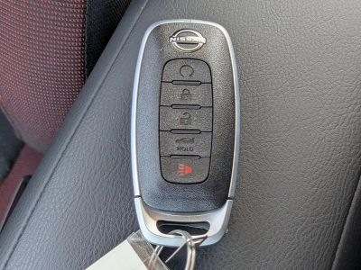 2025 Nissan Versa — photo 27 view